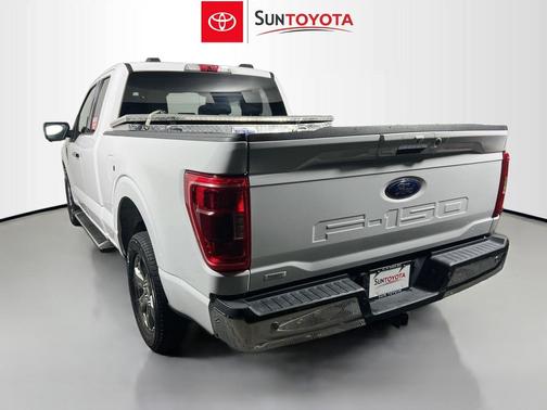 OXFORD WHITE 2022 Ford F-150 XLT