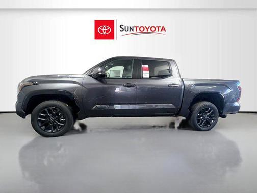 2025 Toyota Tundra Hybrid Platinum