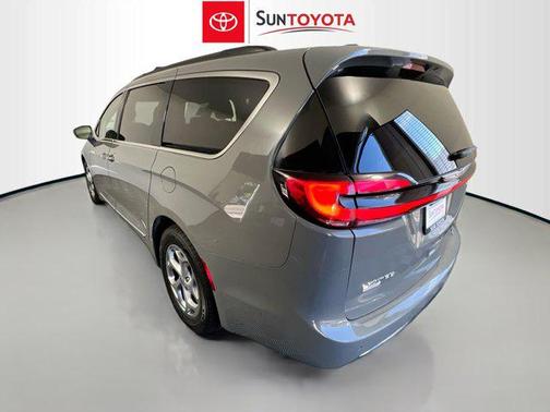 2022 Chrysler Pacifica Limited