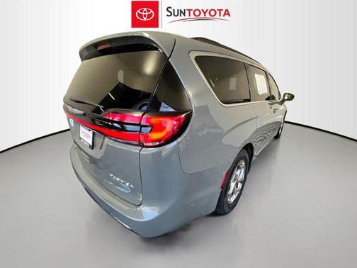 2022 Chrysler Pacifica Limited