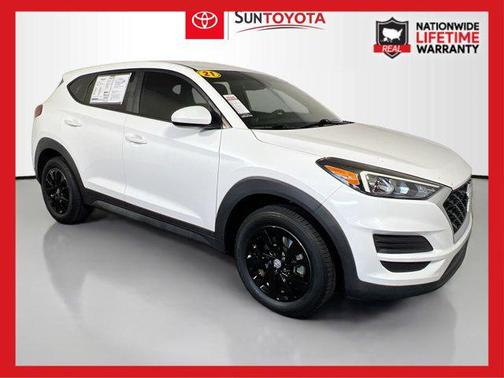 2021 Hyundai TUCSON SE