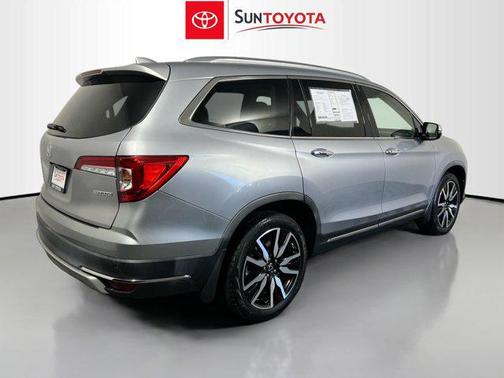 2019 Honda Pilot Touring 8-Passenger