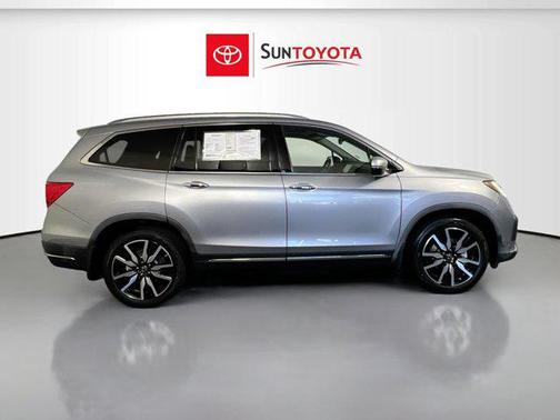 2019 Honda Pilot Touring 8-Passenger