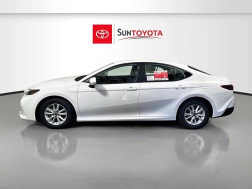 Ice Cap 2026 Toyota Camry LE