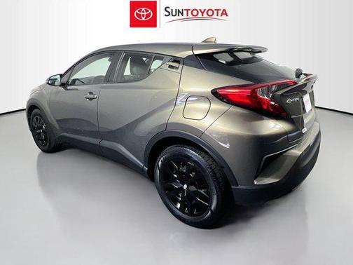 2021 Toyota C-HR LE