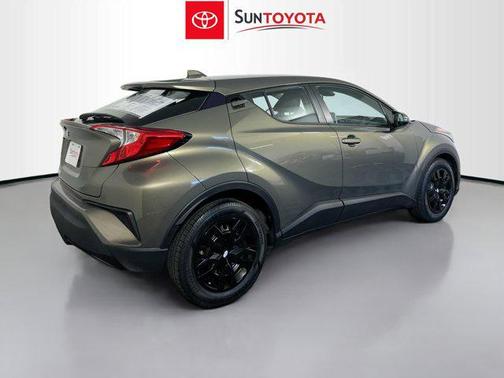 2021 Toyota C-HR LE