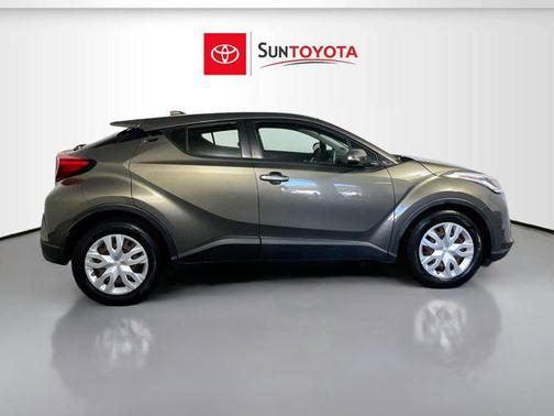 2021 Toyota C-HR LE