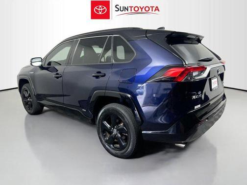2020 Toyota RAV4 Hybrid SE