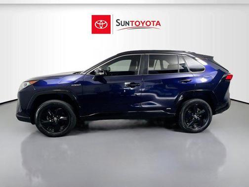 2020 Toyota RAV4 Hybrid SE