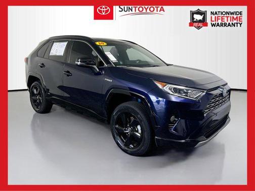 2020 Toyota RAV4 Hybrid SE