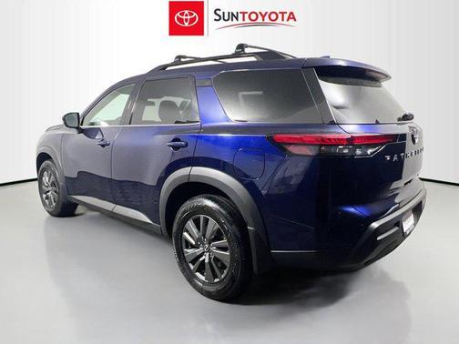 2023 Nissan Pathfinder SV 4WD