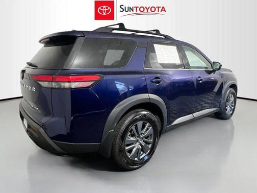 2023 Nissan Pathfinder SV 4WD