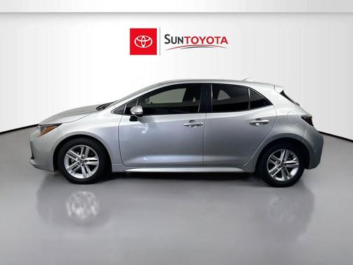 Classic Silver Metallic 2021 Toyota Corolla SE
