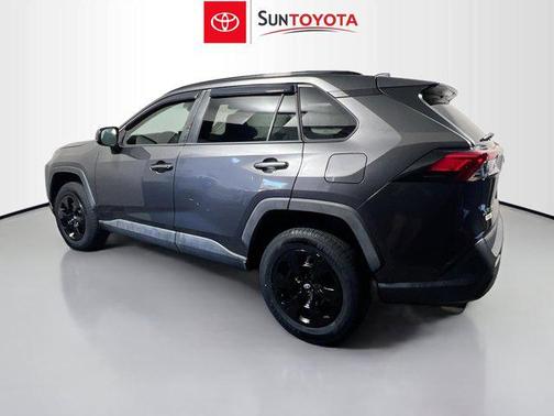 Magnetic Gray Metallic 2019 Toyota RAV4 LE