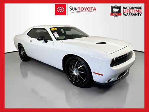 2016 Dodge Challenger SXT