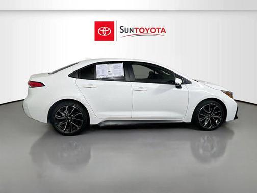 White 2022 Toyota Corolla SE