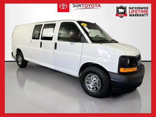2017 Chevrolet Express 3500 Work Van