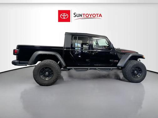 Black Clearcoat 2022 Jeep Gladiator Rubicon
