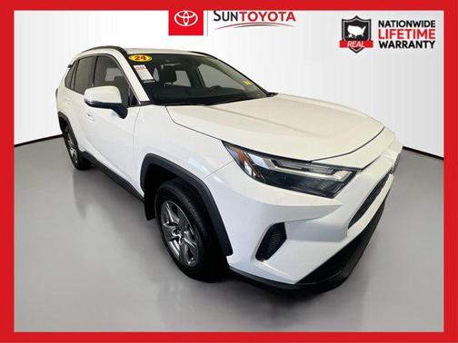2024 Toyota RAV4 XLE