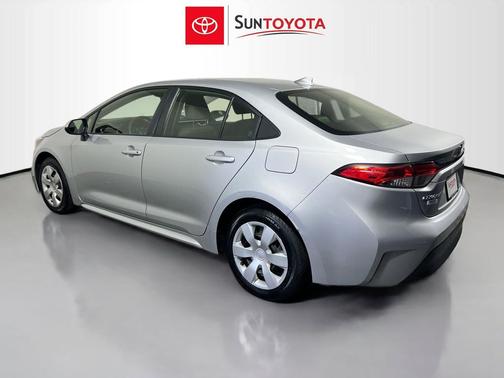 Classic Silver Metallic 2023 Toyota Corolla LE