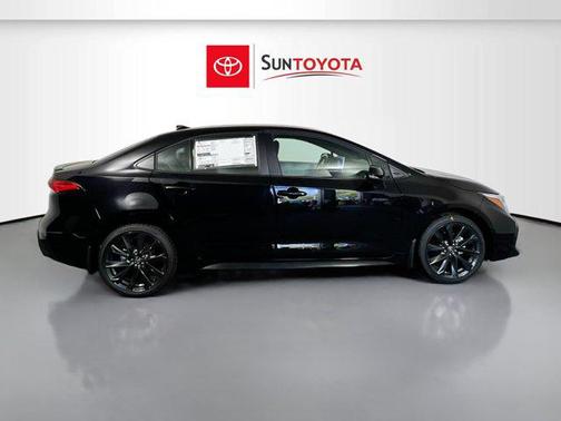 Midnight Black Metallic 2026 Toyota Corolla SE