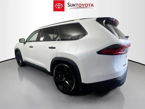 2025 Toyota Grand Highlander Hybrid Nightshade Edition
