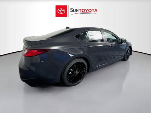 Underground 2025 Toyota Camry SE