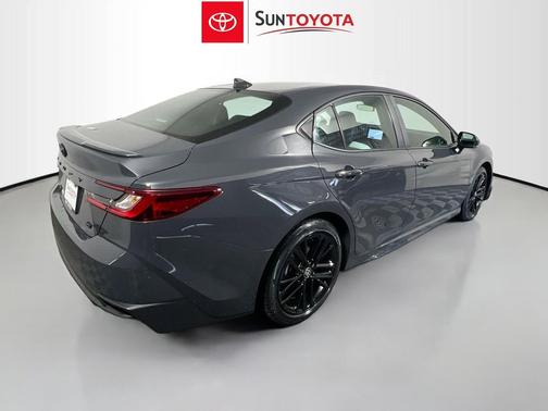 Underground 2025 Toyota Camry SE
