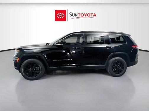 Diamond Black Crystal Pearlcoat 2022 Jeep Grand Cherokee L Limited