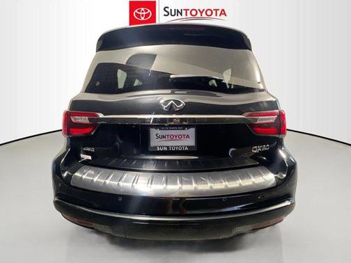 2024 INFINITI QX80 SENSORY AWD