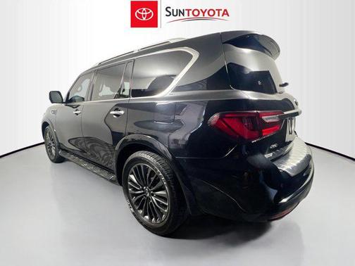 2024 INFINITI QX80 SENSORY AWD