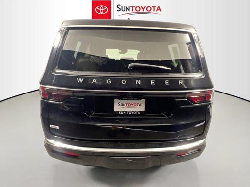 2022 Jeep Wagoneer Series III 4x2