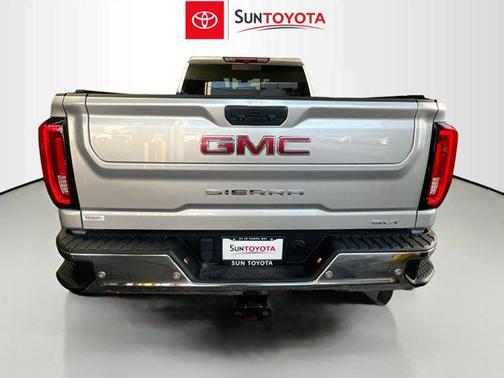2023 GMC Sierra 3500 SLT