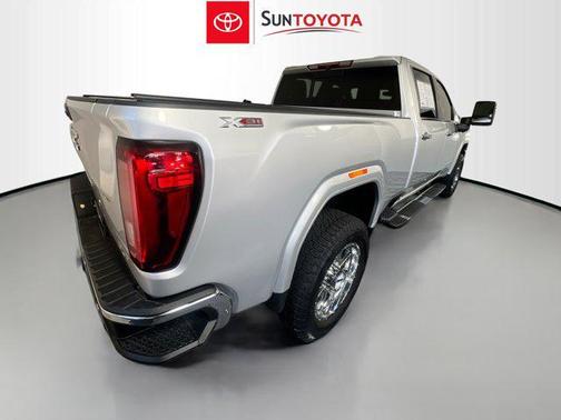2023 GMC Sierra 3500 SLT