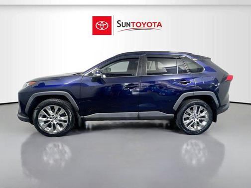 2020 Toyota RAV4 XLE Premium