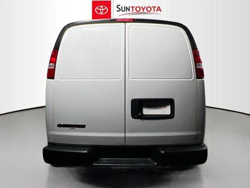 2024 Chevrolet Express 2500 RWD 2500 Regular Wheelbase WT