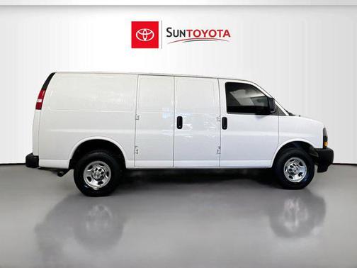 2024 Chevrolet Express 2500 RWD 2500 Regular Wheelbase WT