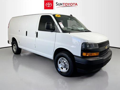 2024 Chevrolet Express 2500 RWD 2500 Regular Wheelbase WT