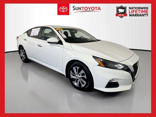 2022 Nissan Altima S FWD