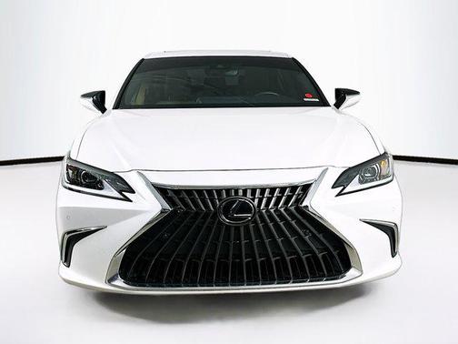 2022 Lexus ES 350 Base