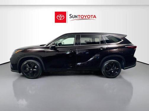 2022 Toyota Highlander L