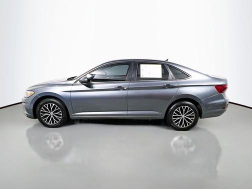 Platinum Gray Metallic 2021 Volkswagen Jetta 1.4T R-Line