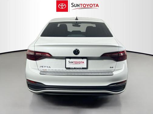 Opal White Pearl 2023 Volkswagen Jetta 1.5T SE