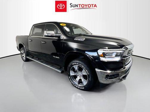 Diamond Black Crystal Pearlcoat 2020 RAM 1500 Laramie
