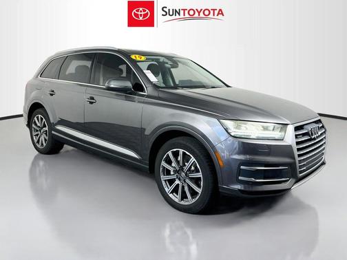 Samurai Gray Metallic 2019 Audi Q7 55 Premium Plus