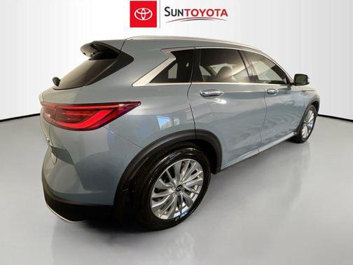 2024 INFINITI QX50 LUXE