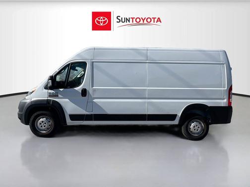 Bright White Clearcoat 2022 RAM ProMaster 2500 High Roof