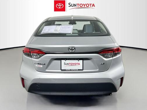 Classic Silver Metallic 2024 Toyota Corolla LE