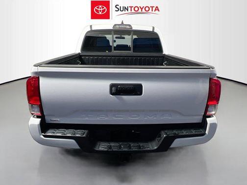 2017 Toyota Tacoma SR