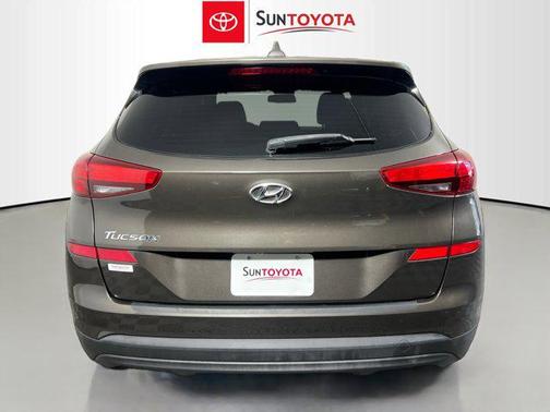 2020 Hyundai TUCSON SE